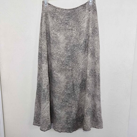 Liz Claiborne Women's Skirt - Picture 2 of 6